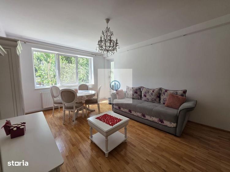 Apartament cu 3 camere decomandat în Deve