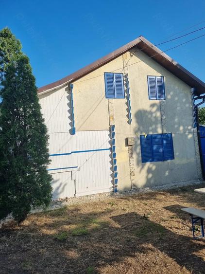 Casă cu Teren 420 Mp în Tuzla