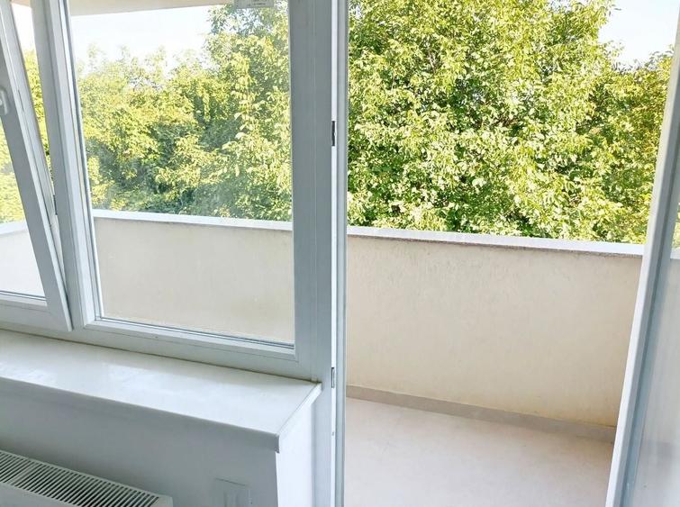 Apartament cu 2 camere semidecomandat în Rahova