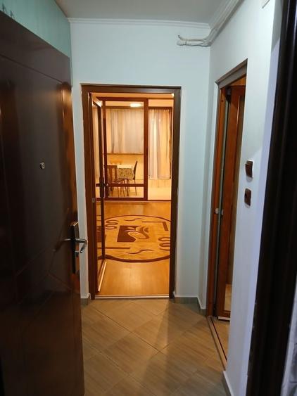 Garsonieră decomandată în Horea