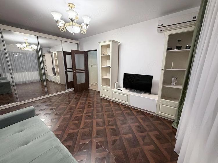 Apartament cu 2 camere decomandat în Berceni