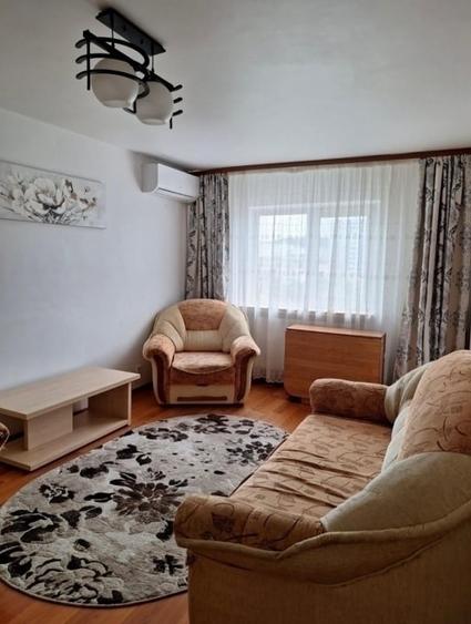 Apartament cu 3 camere decomandat în Păcurari
