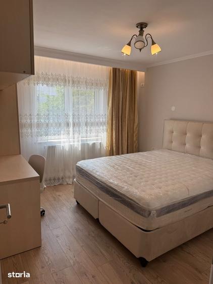 Inchiriere 3 camere, cu loc de parcare, totul nou - 2