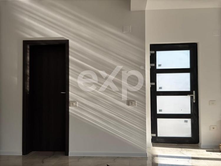 Casă individuală cu 3 camere cu Canalizare în Exterior Nord
