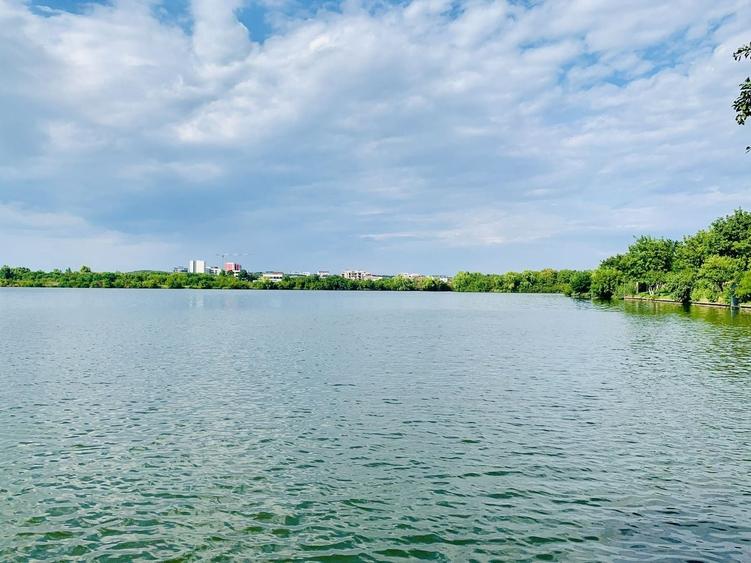 Teren 2041 mp deschidere lac Grivita 20 m - 3
