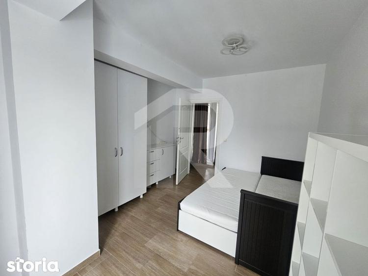Apartament cu 3 camere semidecomandat, mobilat în Central