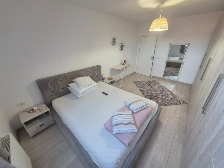 Apartament cu 3 camere decomandat în Șagului