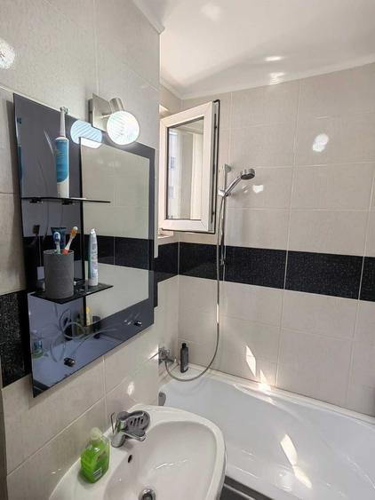 Apartament cu 2 camere semidecomandat în Dristor
