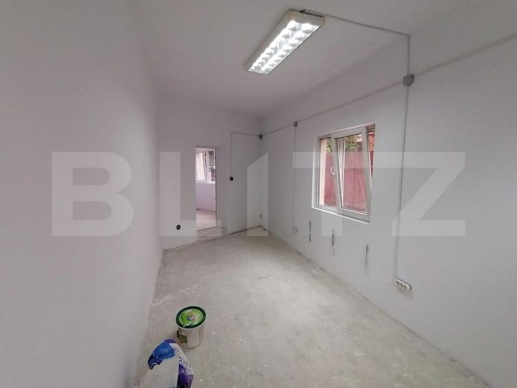 Birou, de 73 mp, în Semicentral