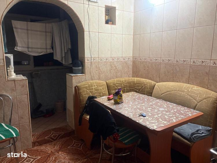 Apartament cu 2 camere decomandat în Crângași