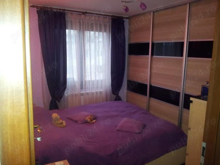 Apartament cu 3 camere decomandat în Berceni