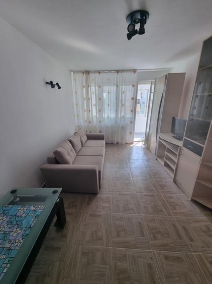 Apartament cu 2 camere decomandat în Gorjului