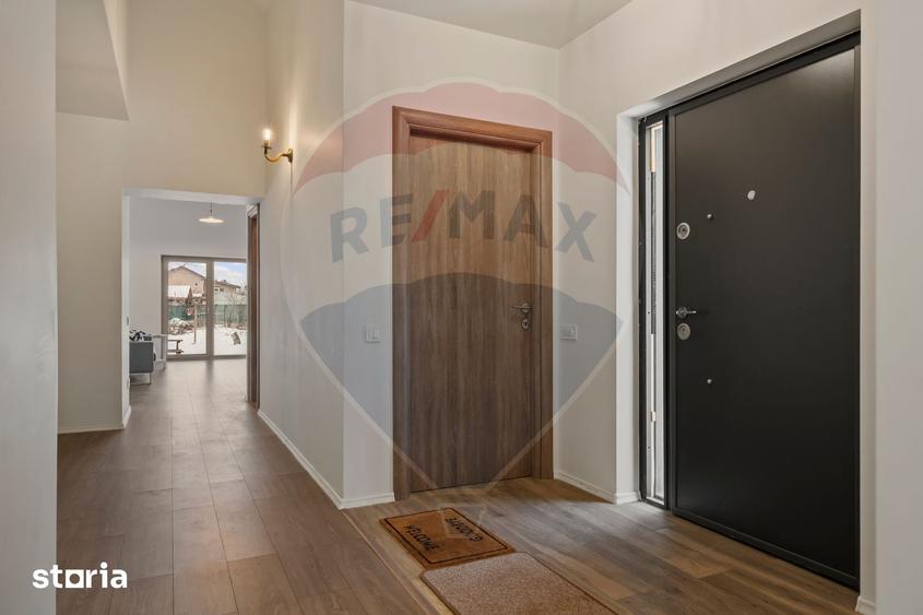 Casă cu 4 camere cu Teren 952 Mp în Moara Vlăsiei