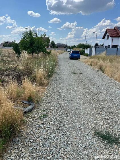 Teren de 3800 mp, în Albești