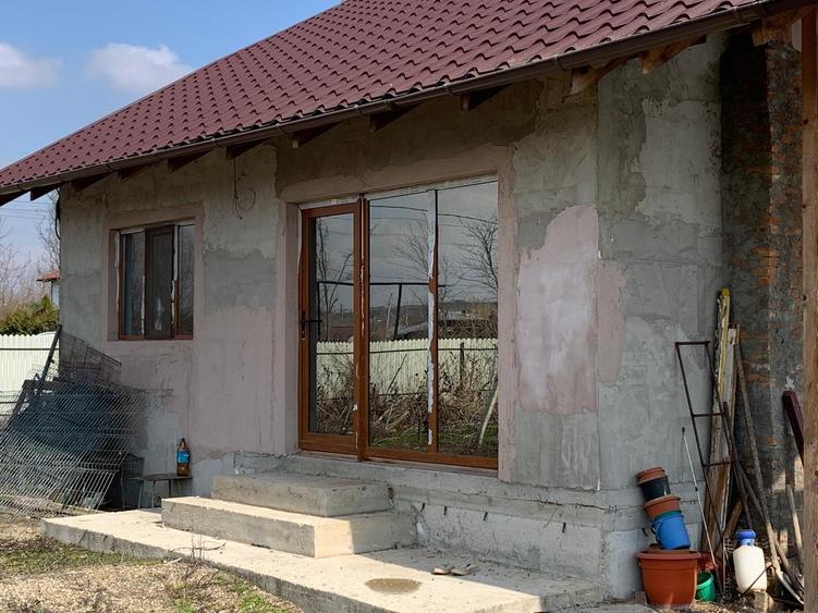 Casă individuală cu 2 camere cu Canalizare în Schela