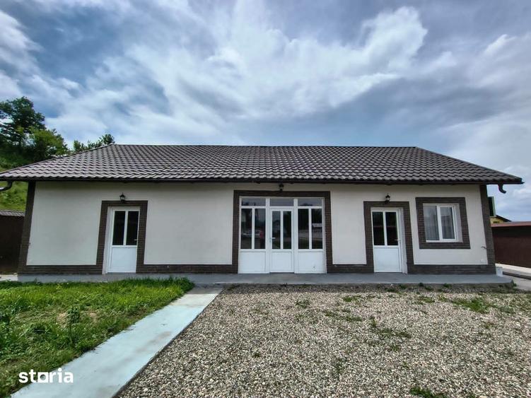 Casă cu 4 camere cu Teren 1200 Mp în Central