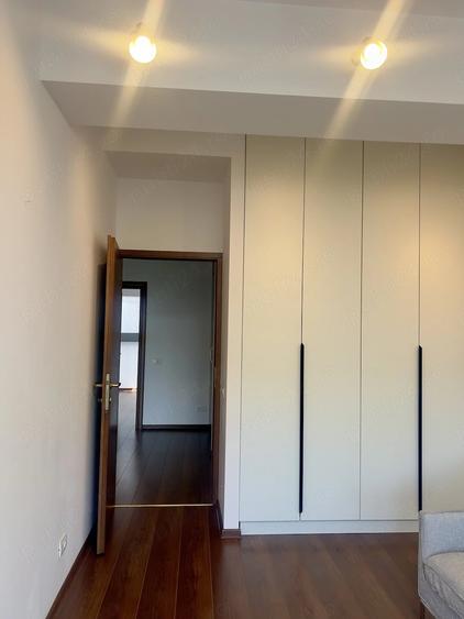 Casă cu 3 camere cu Teren 200 Mp în Grădiște