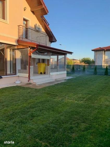 Casă individuală cu 4 camere cu Canalizare în Pipera