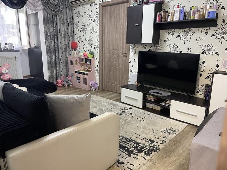 APARTAMENT 3 CAMERE zona tineretului - 2