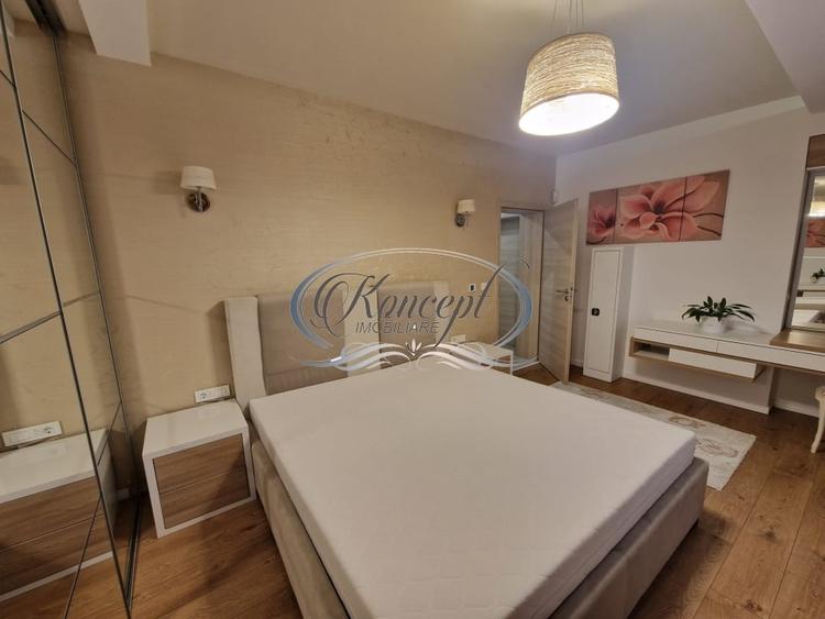 Apartament cu 5 camere decomandat, mobilat în Plopilor