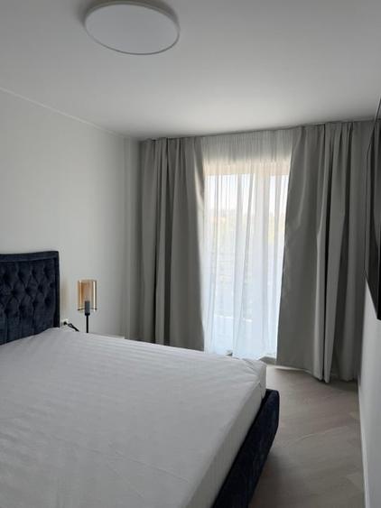 Apartament cu 2 camere semidecomandat, mobilat în Dacia