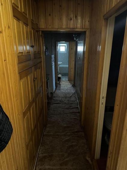 Apartament cu 3 camere decomandat, mobilat în Freidorf