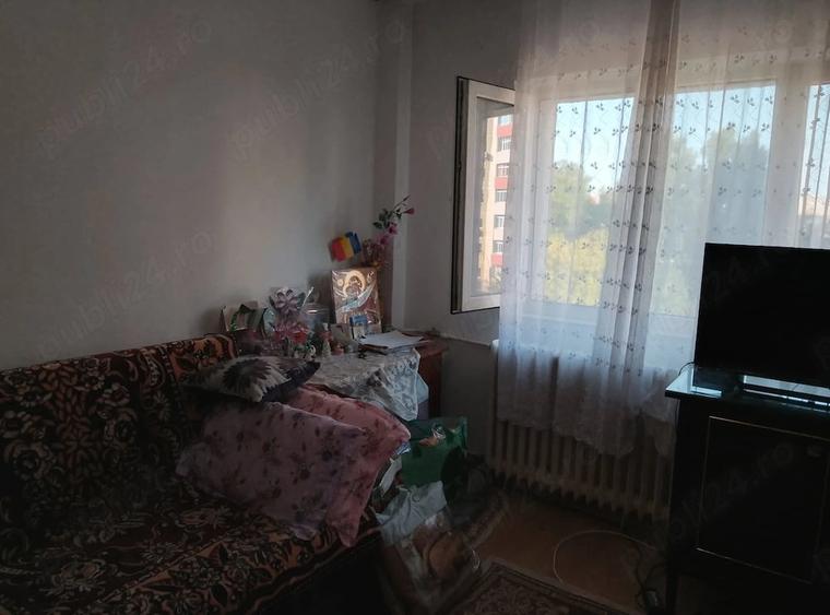 Garsonieră decomandată în Unirii