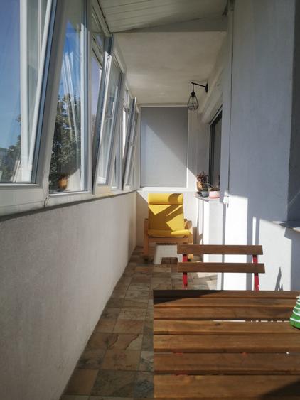Apartament cu 2 camere semidecomandat în Brâncoveanu
