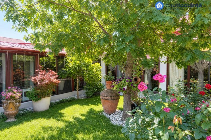 Casă cu 10 camere cu Teren 583 Mp în Dobreni