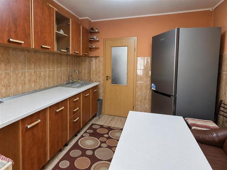 Apartament cu 2 camere decomandat în Valea Aurie
