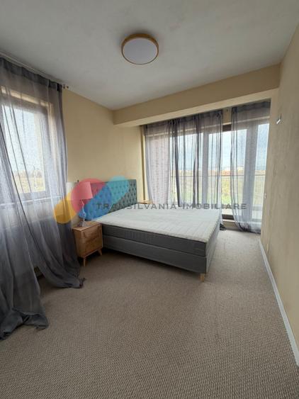 Apartament cu 2 camere semidecomandat în Borhanci