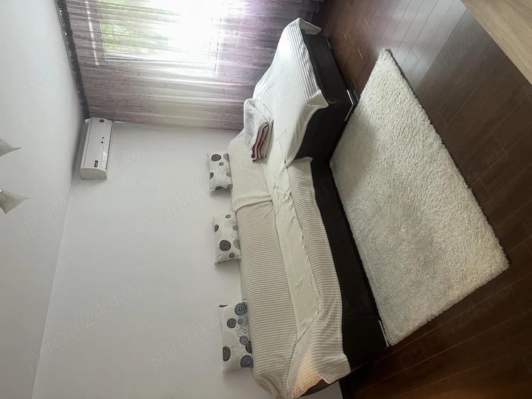 Apartament cu 3 camere semidecomandat în Ghencea