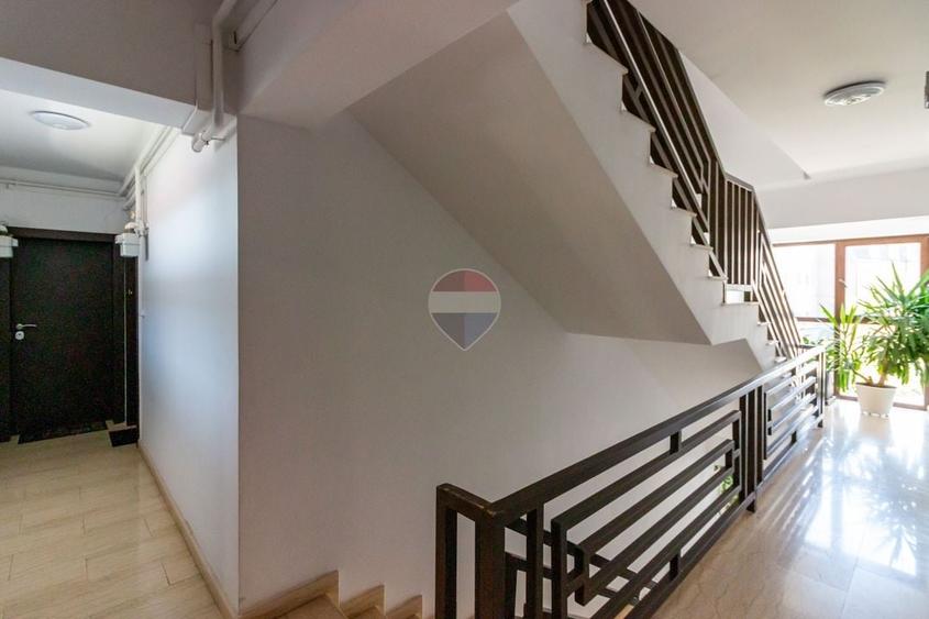 Apartament cu 2 camere semidecomandat, mobilat în Muncii