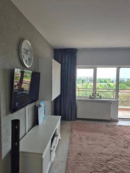 Apartament cu 2 camere decomandat în Drumul Taberei