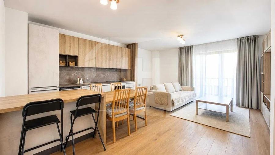 Apartament cu 2 camere semidecomandat, mobilat în Central