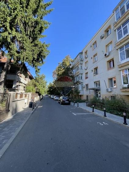 Apartament cu 2 camere decomandat în Floreasca