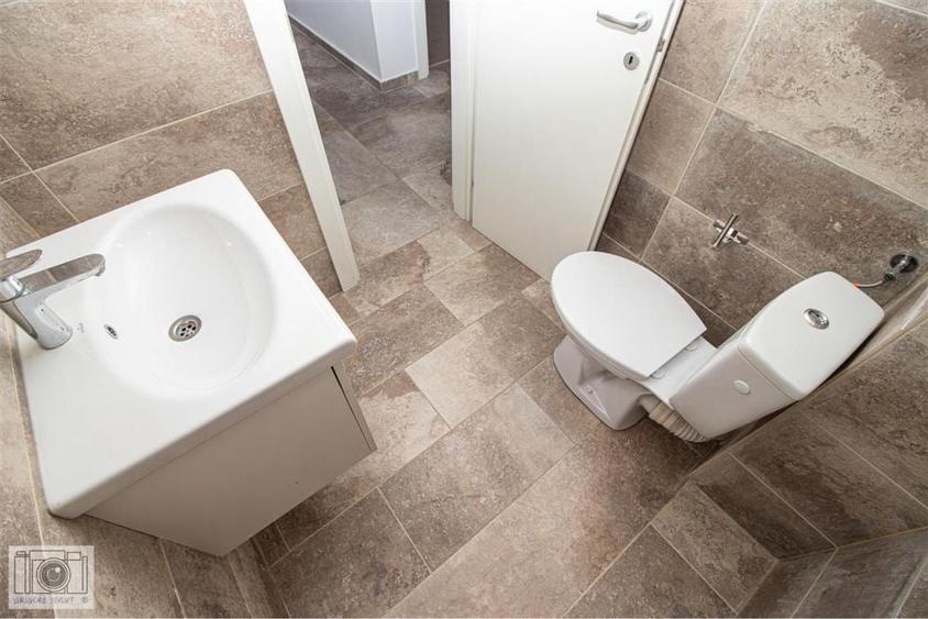 Apartament cu 3 camere decomandat în Chiajna