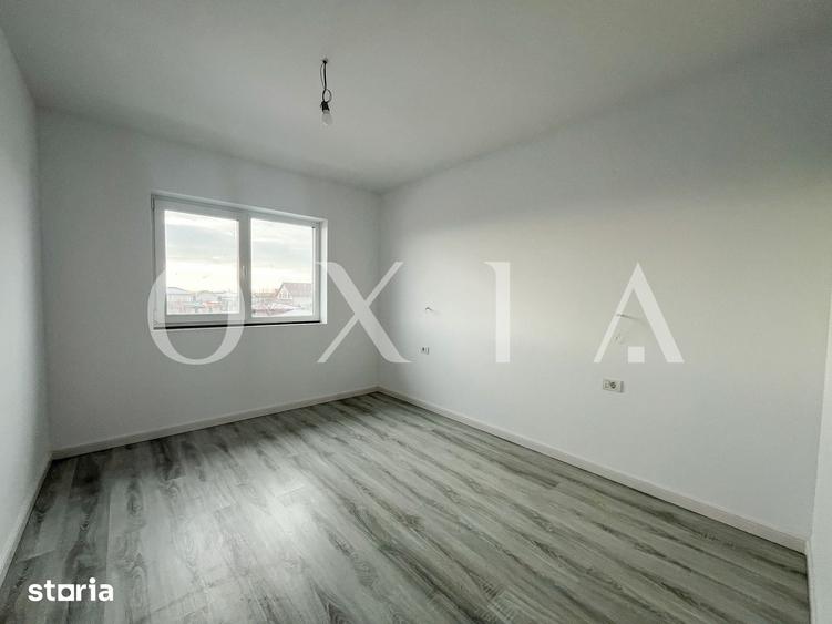 Casă cu 5 camere cu Teren 310 Mp în Remetea Mare