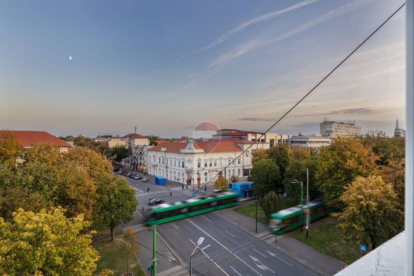 Apartament cu 2 camere decomandat, mobilat în Ultracentral