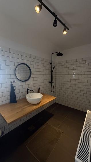 Casă individuală cu 4 camere cu Canalizare în Moara Vlăsiei