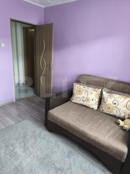 Apartament cu 3 camere decomandat, mobilat în Nord-Est