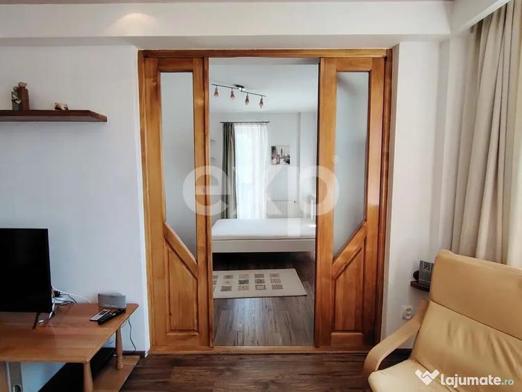 Apartament cu 4 camere semidecomandat în Zorilor