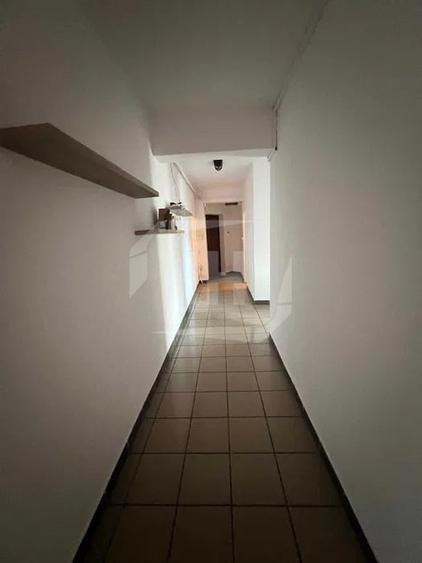Apartament cu 4 camere decomandat, mobilat în Mărăști