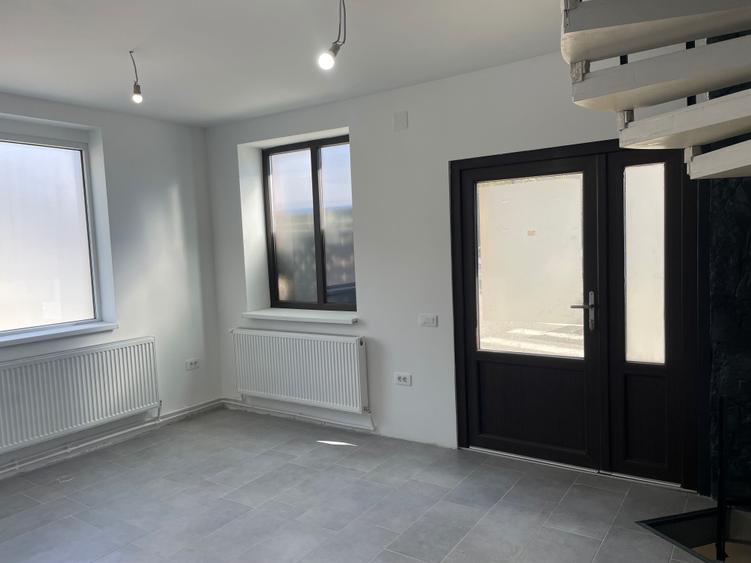 Spatiu de inchiriat zona studenteasca Hasdeu - 2