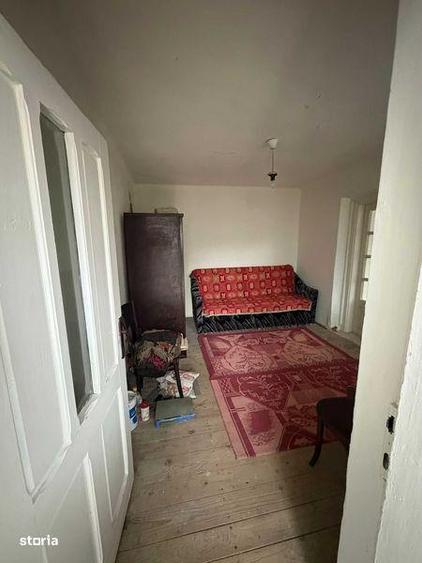 Casă cu 3 camere cu Teren 80 Mp în Central