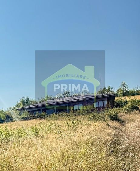 Casă individuală cu 3 camere cu Teren 1678 Mp în Est