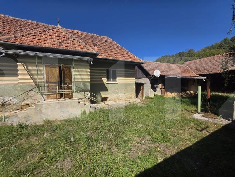 Casă individuală cu 2 camere cu Canalizare în Dalnic