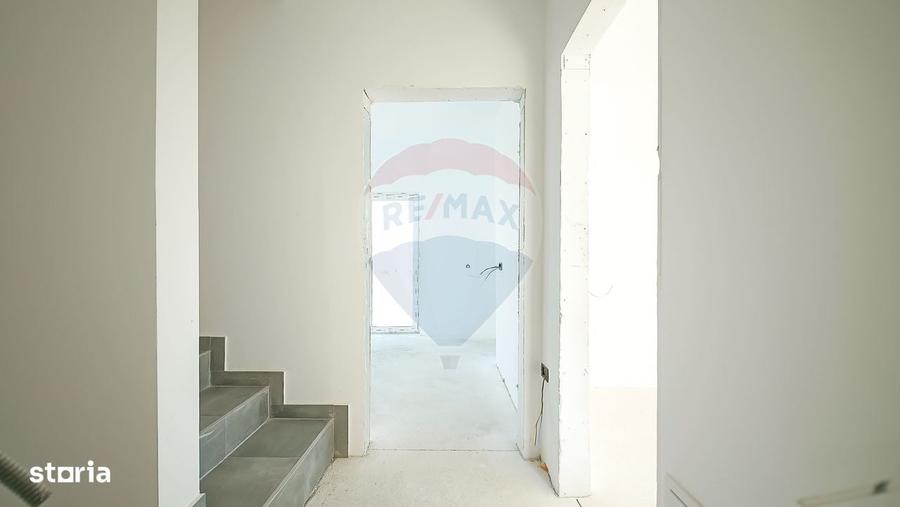 Casă cu 4 camere în Central
