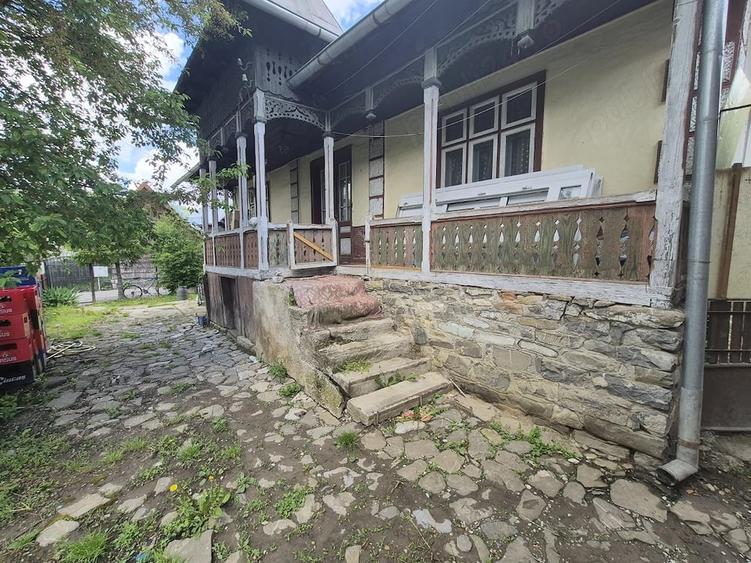 Casa batraneasca si o anexa suprafata de 589 mp patrati de vanzare Comarnic - 5