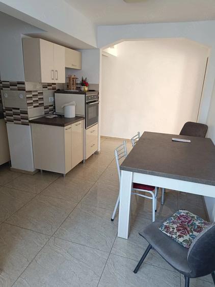Apartament cu 2 camere decomandat în Decebal